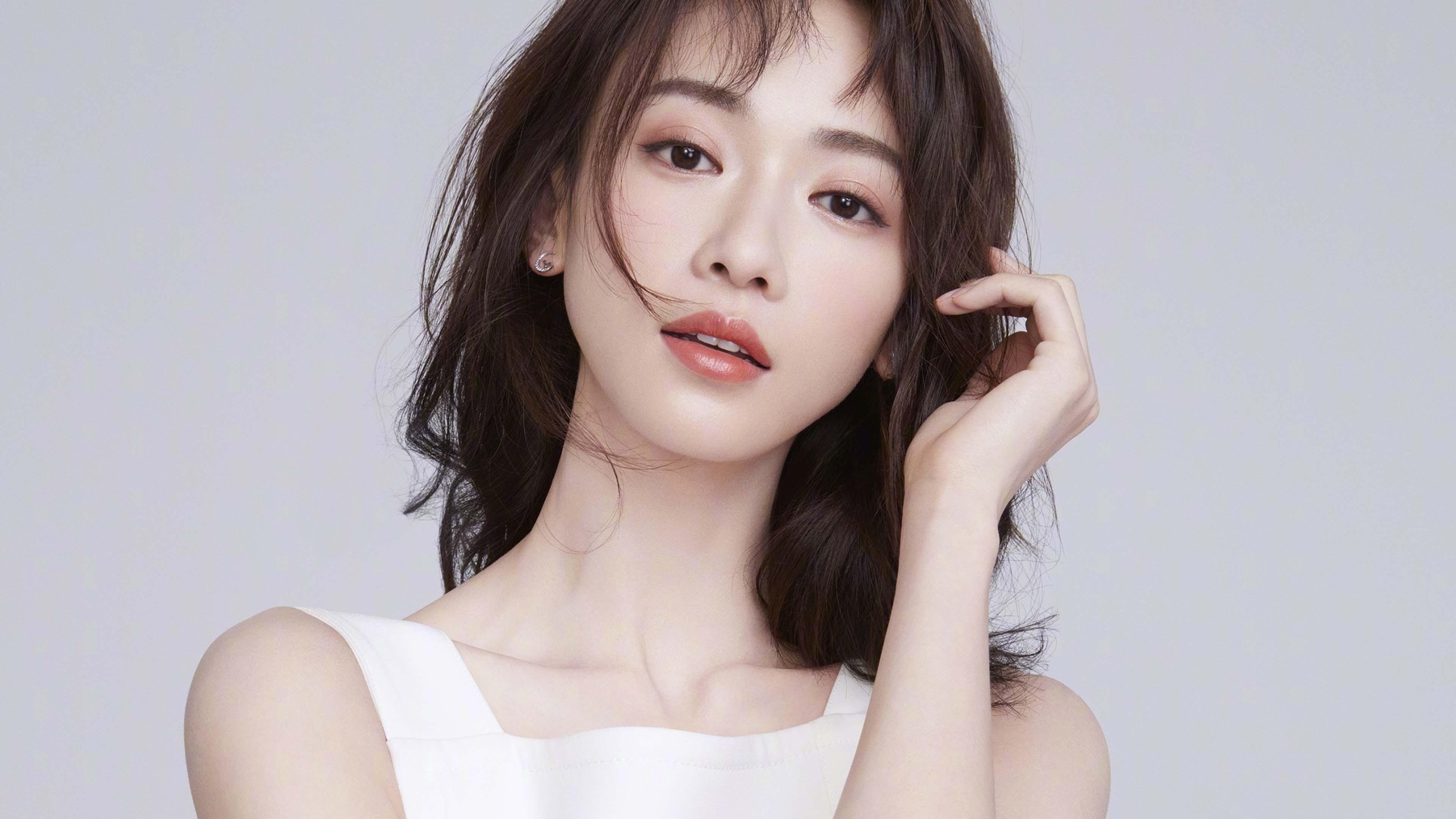 塞内加尔队门将穆斯莱拉在巴黎奥运会上展现出高水平的扑救能力