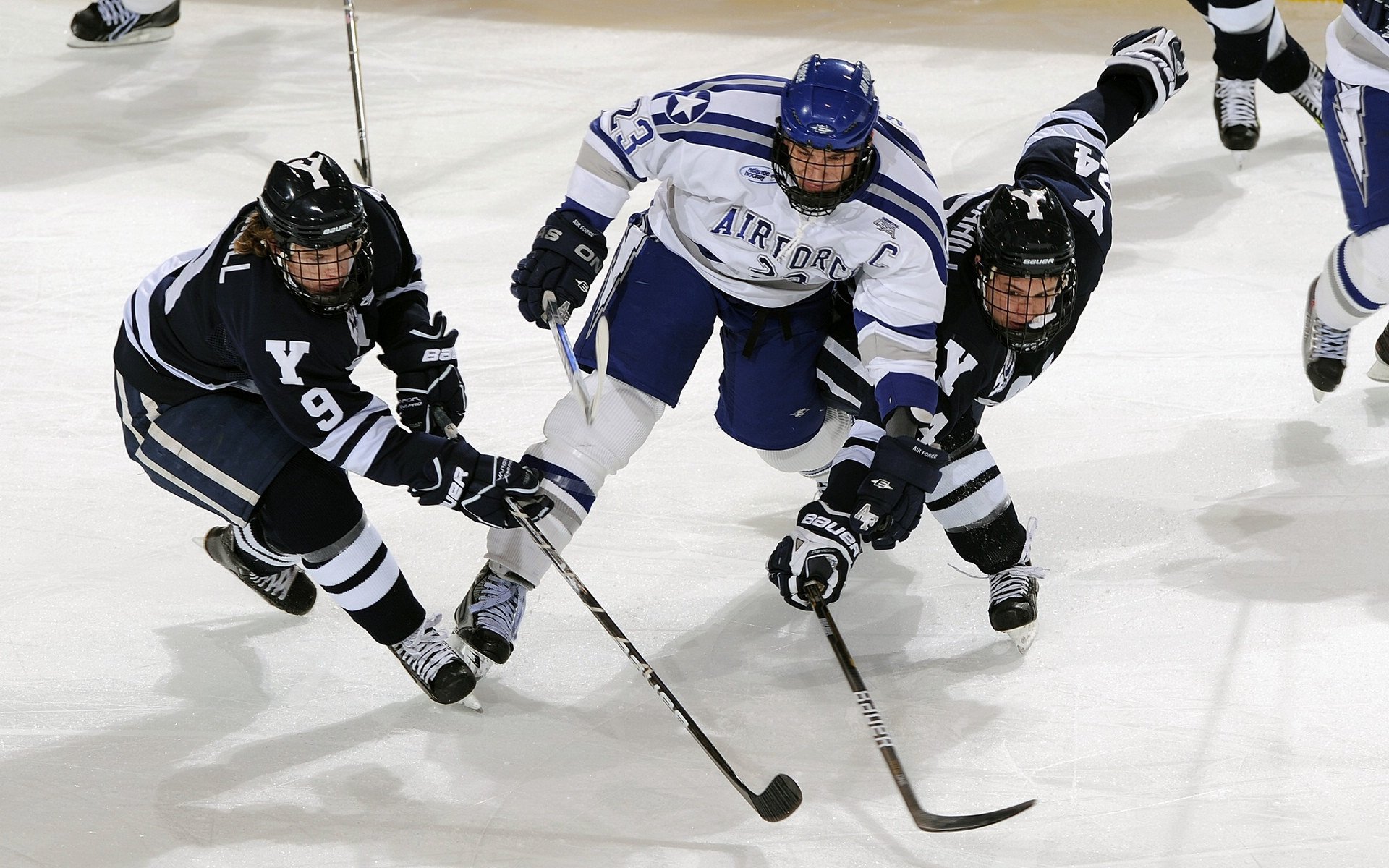 开云官网APP下载-西甲攻防精彩：场场精彩，难以预料！，西甲的比赛